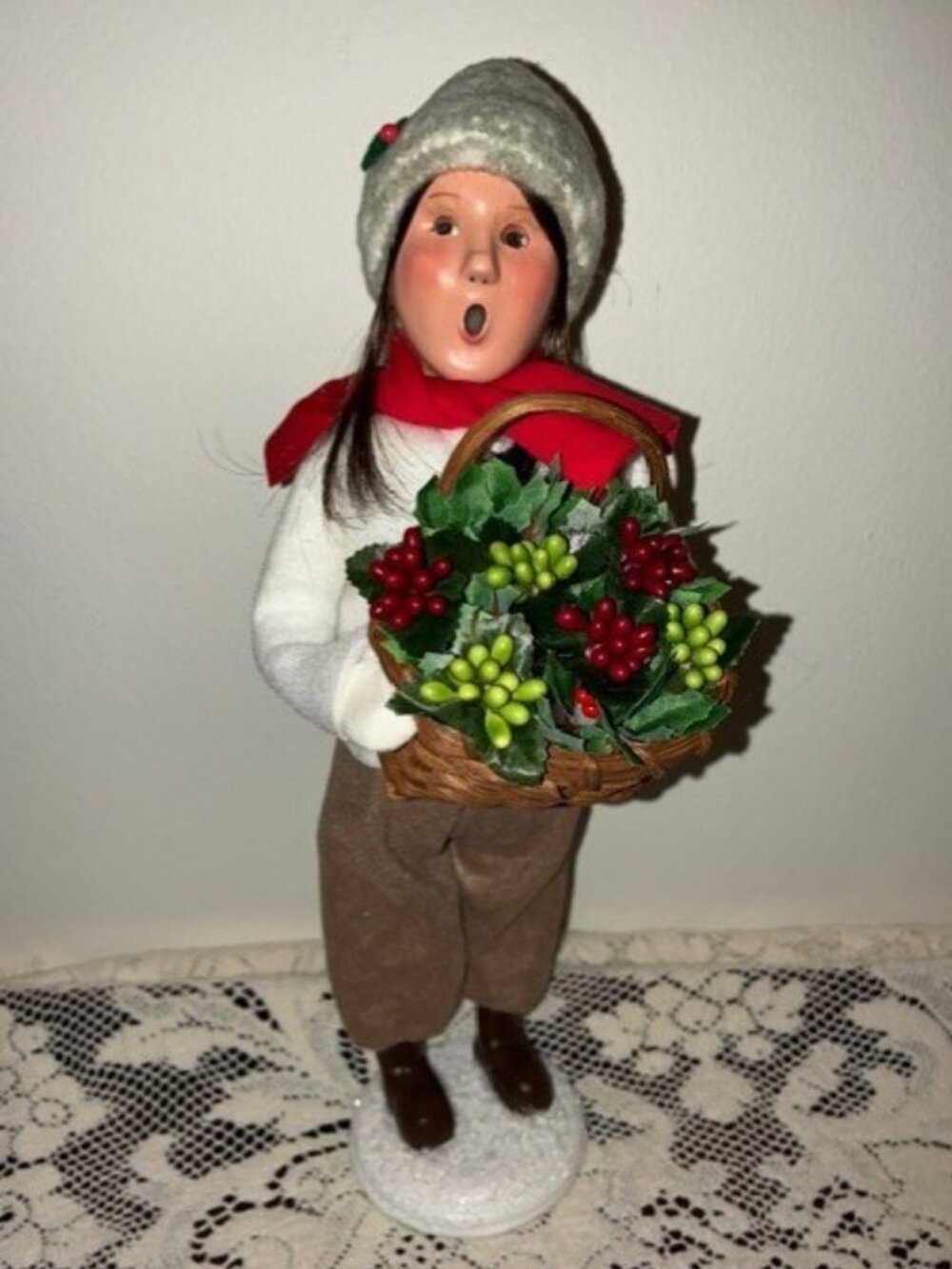 Byers' Choice Caroler Winter Woman Figure in Hat Holding Holly Basket 2021